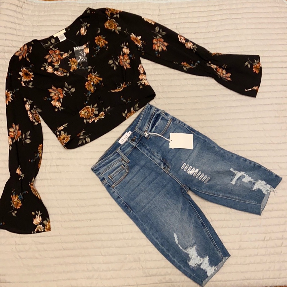 Crop Top blouse with Blue denim shorts